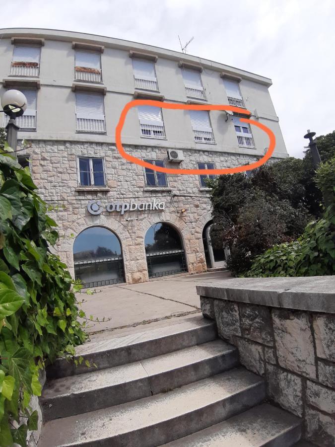Apartman Petrovic City Center Trogir Buitenkant foto