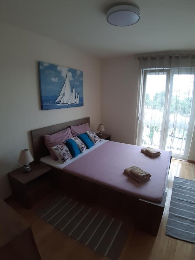 Apartman Petrovic City Center Trogir Buitenkant foto