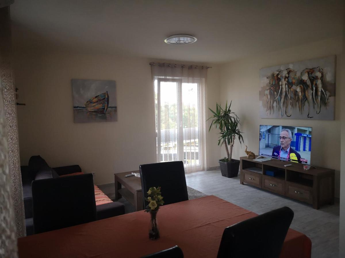 Apartman Petrovic City Center Trogir Buitenkant foto