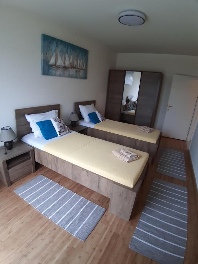 Apartman Petrovic City Center Trogir Buitenkant foto