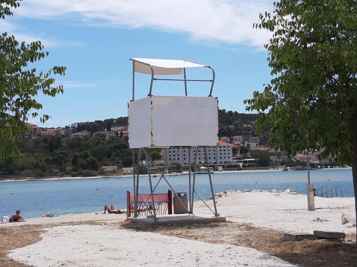Apartman Petrovic City Center Trogir Buitenkant foto