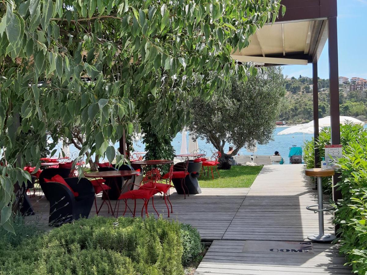 Apartman Petrovic City Center Trogir Buitenkant foto